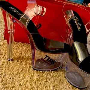 Pleaser stripper heals